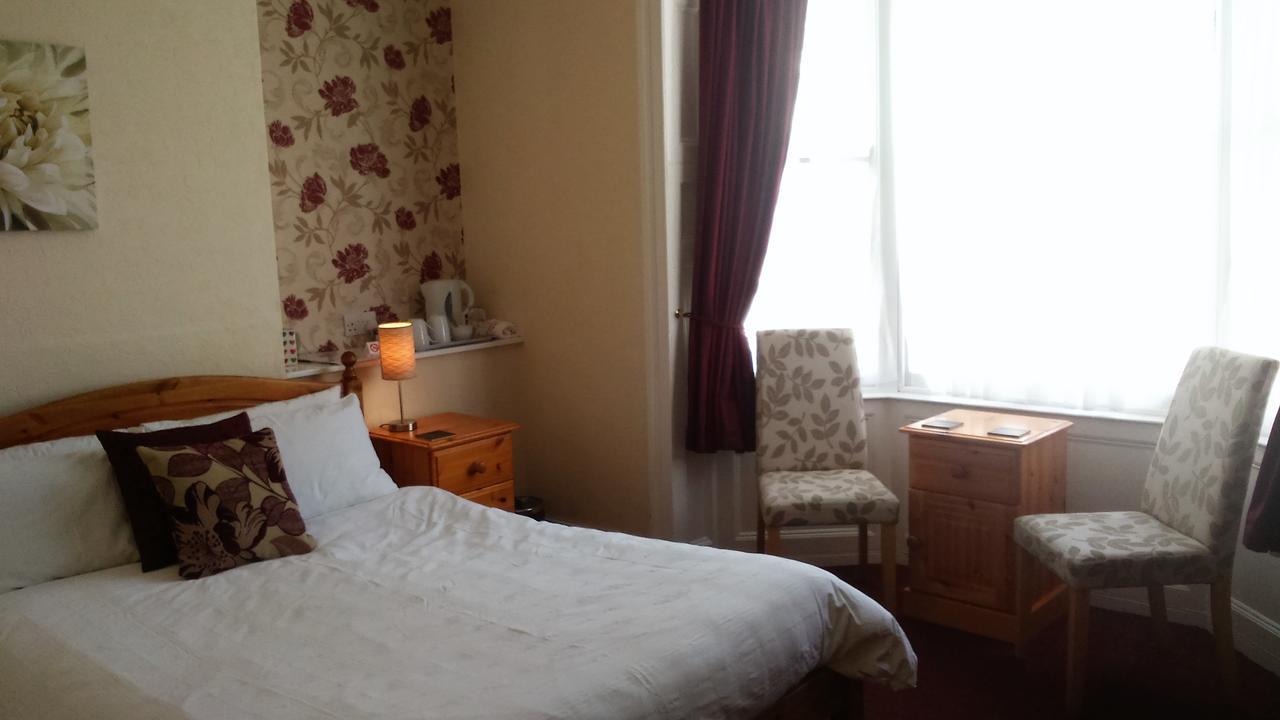 Fosters Guest House Γουέιμουθ Εξωτερικό φωτογραφία